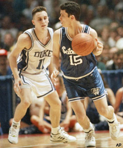 Dan Hurley goes up against his brother, Bobby,  as Seton Hall faced Duke early in his college career.